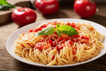 plate of pasta with tomato sauce