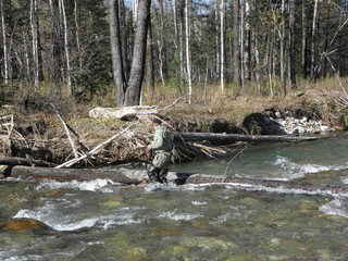 река выдринная бурятия весна