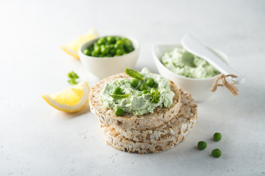 Healthy Pea Mint Dip On Rice Bread