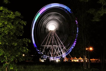 ferris wheel at night