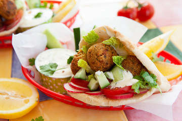 Falafel in Fladenbrot