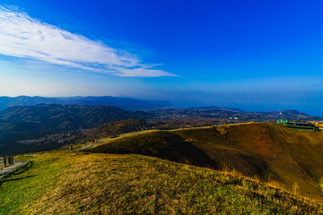 [静岡県] 伊豆高原の自然 大室山
