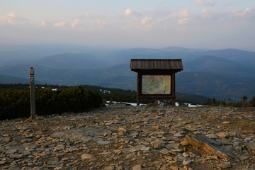 Beskid Żywiecki - szczyt Pilsko o zmierzchu © Iwona