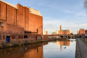 Canal View, a romantic hideaway set in in a unique peaceful location in the heart of Chester.