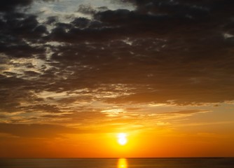 Naklejka na ściany i meble Sunrise over the Ocean in Virginia Beach