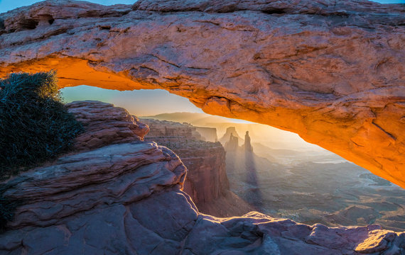 arch frames rock forms