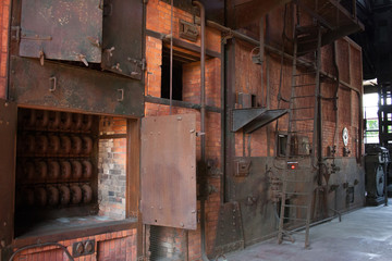 Fototapeta na wymiar Old thermal power plant, rusty and retro look