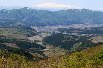 Obraz premium 花立峠から見た山形県最上町