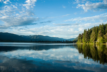 Fototapeta na wymiar Lake Quinault