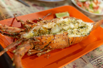 Languste Hummer mit Knoblauch Thaifood