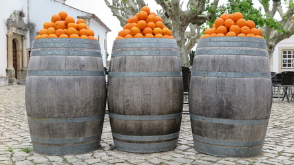 Barili di arance