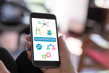 Cooperation concept on a smartphone