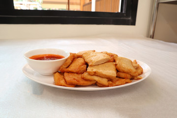 french fries with sauce