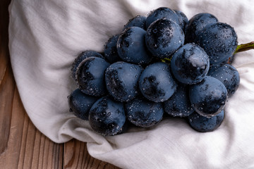 ナガノパープル　大粒のブドウ