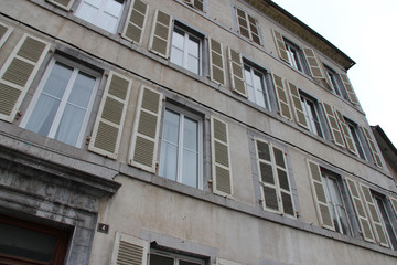 Fototapeta na wymiar building in eaux-bonnes (france)