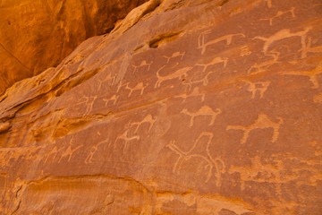 Grabados rupestres Nabatéos, Wadi Rum, Jordania, Oriente Medio