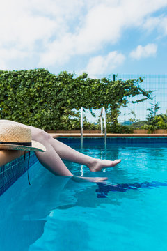 16 Year Old Girl Sunbathing Peacefully In The Pool Of Her House.