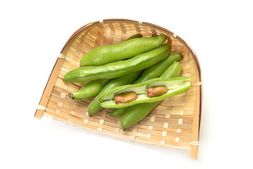 ピンクのそら豆