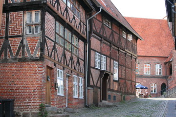 Eine Gasse der historischen Altstadt, der Eulenspiegelstadt Mölln, in Norddeutschland Schleswig-Holstein.