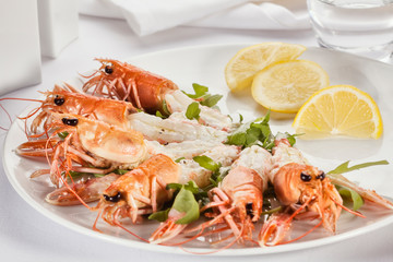 shrimps with lemon