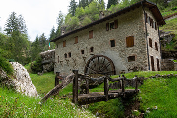 Obraz premium vecchio mulino