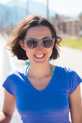 portrait of a girl with glasses.