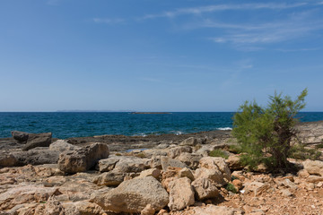 Fototapeta na wymiar rocky seashore on island Mallorca