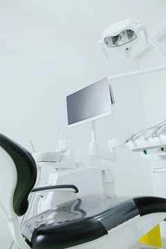 Dentist /dentistry clinic