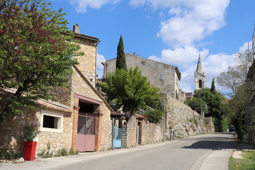 Fototapeta na wymiar Village de Labastide de Virac en Ardèche - Maisons typiques