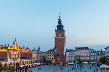 Fototapeta premium view of the main square of krakow and mariac church at spring