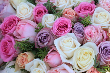 Mixed pink roses