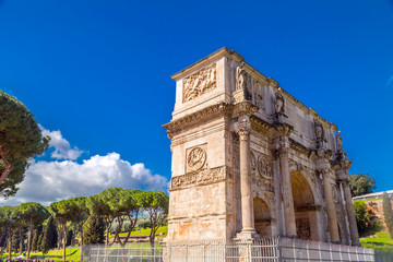 Fototapeta na wymiar Roman Forum, the Arch of Constantine