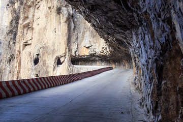 A steep wall road