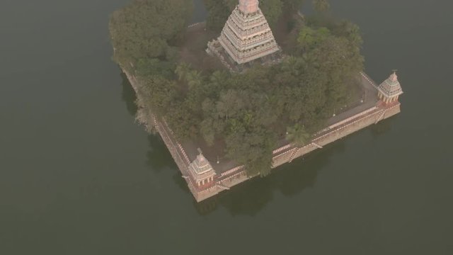 Madurai Vandiyur Mariamman Teppakulam temple, India, 4k aerial ungraded/raw