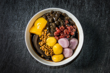 台湾の漢方黒ゼリー　Licorice black jelly Taiwanese dessert