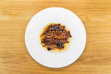 roti with chocolate sauce