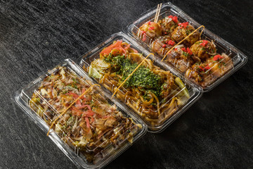 焼きそば Fried noodles (japanese a food stand)