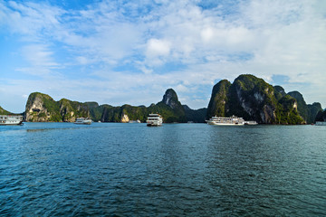 Fototapeta na wymiar Halong bay islands. Rock islands Karst formations South China Sea Vietnam. Site Asia