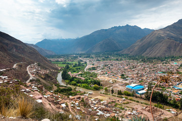 Fototapeta na wymiar VIew of peruvian city Cusco