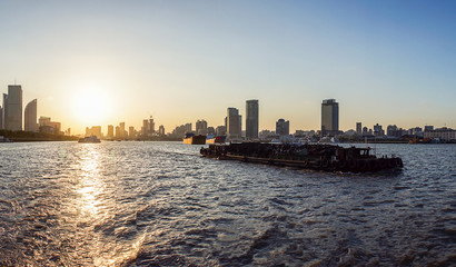 Shanghai Urban Landmark Architectural Landscape-Huangpu River Scenery