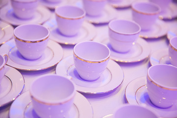 tasses mauves