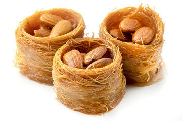 Obraz premium Bird nest baklava