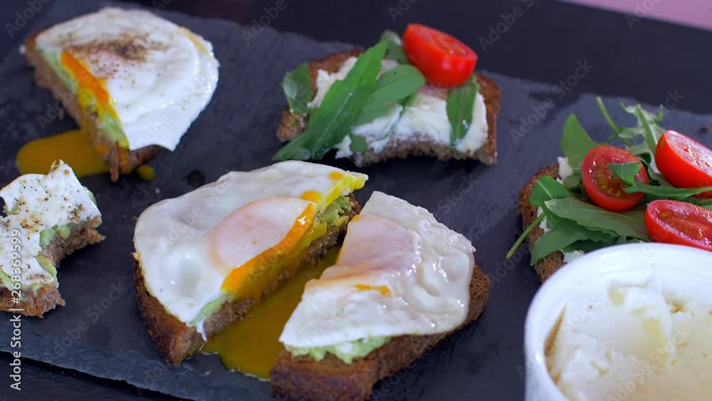 Poster TIME LAPSE Breakfast with avocado toast and cream cheese