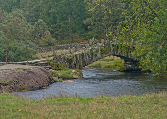 Fototapeta na wymiar Slater Bridge near Little Langdale in Lake District, UK