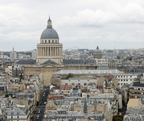 Fototapeta na wymiar Great Dome of Pantheon in Paris