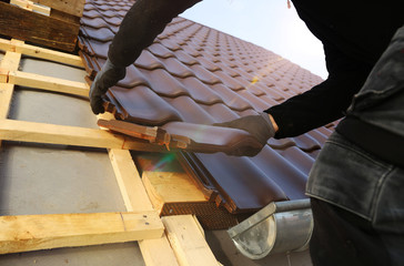 Dachdecker, Dacheindeckung