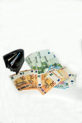 Wallet and banknote bills