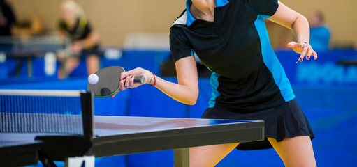 close up service on table tennis