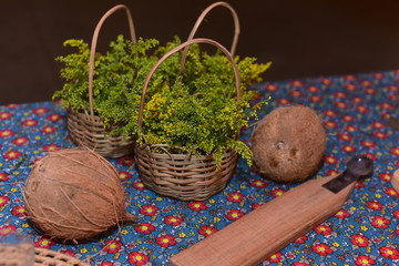 brazilian june party decoration with baskets of coconut flowers, hoedown,  june party, Saint John, decorated table, June decoration