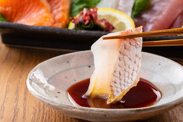 鯛の刺身